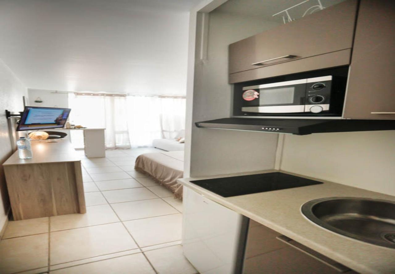 Studio Chic Avec Son Acces Plage Et Sans Coupure D'Eau Le Gosier  Exterior foto